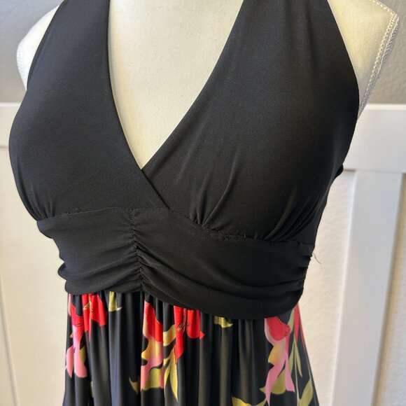 Halter maxi dress - Picture 3 of 6